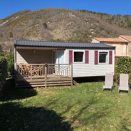 Hotel Camping La Mare Aux Fees Roquefeuil Exterior foto