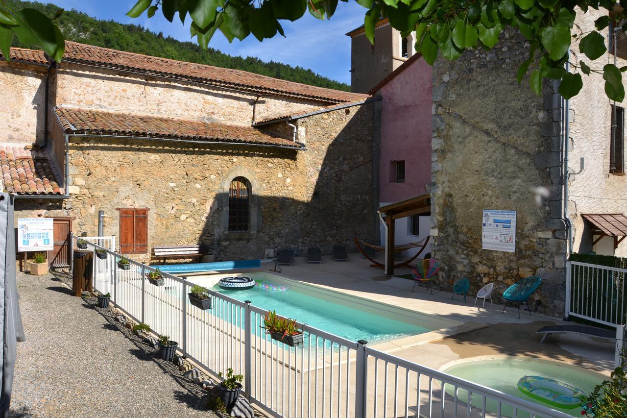 Hotel Camping La Mare Aux Fees Roquefeuil Exterior foto