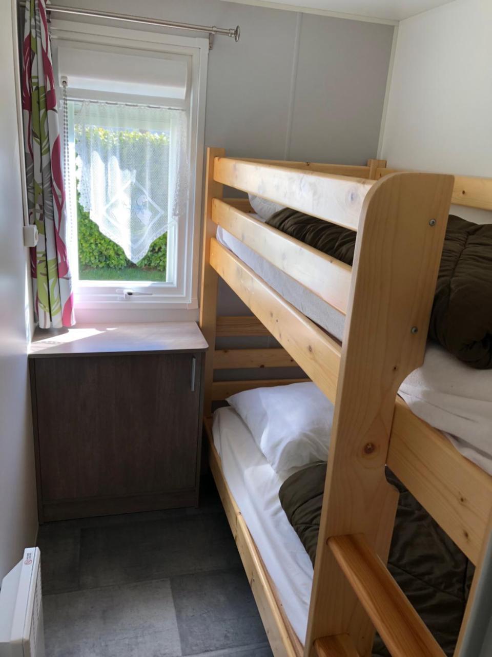 Hotel Camping La Mare Aux Fees Roquefeuil Exterior foto